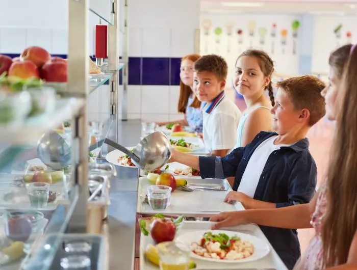 Alimentación adaptada para centros escolares